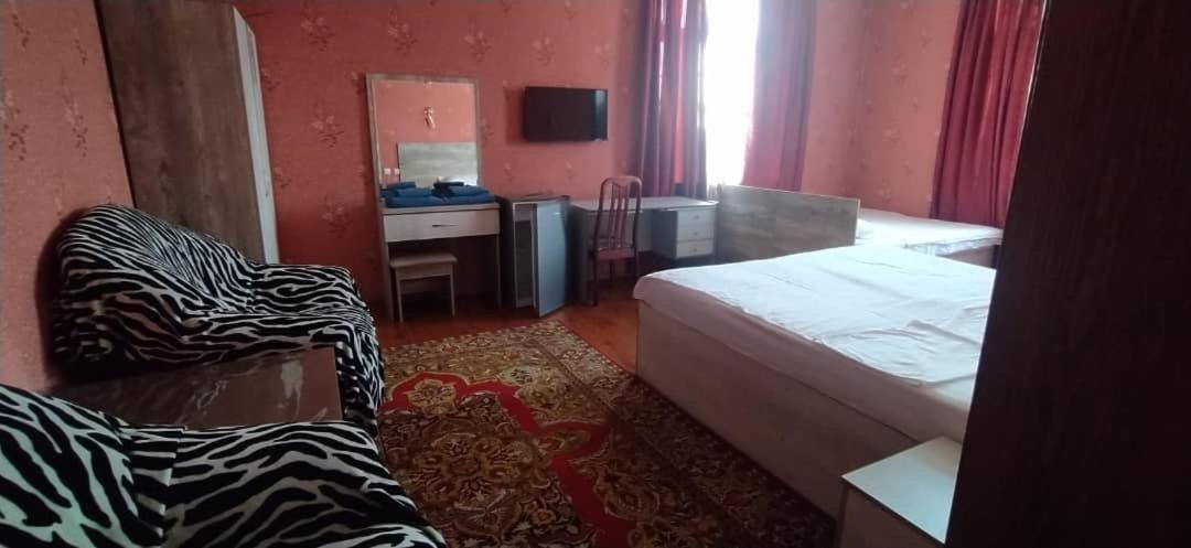 Pamir Hotel-Hostel Duszanbe Zewnętrze zdjęcie